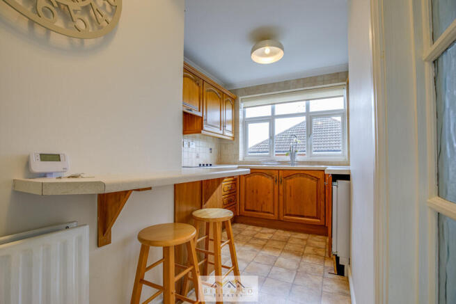 3 bed Semi-Detached for sale Image 6