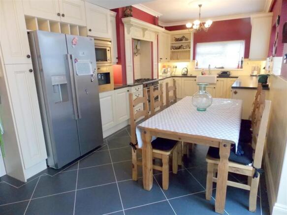 kitchen5.JPG