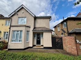98, Lindsay Avenue, Northampton NN3 2JS