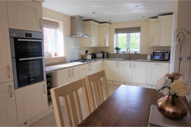 Kitchen / Diner