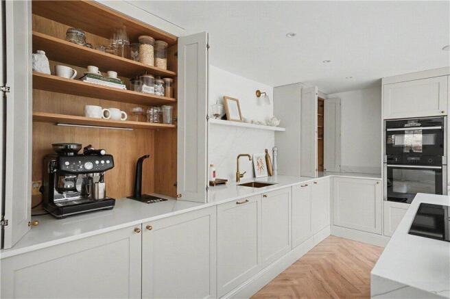 2 bed Semi-Detached for sale Image 7