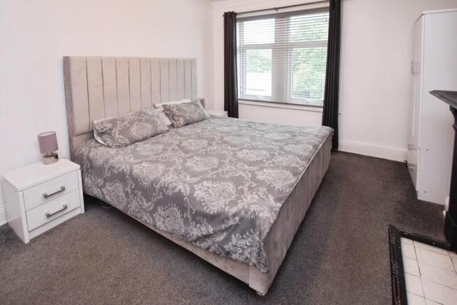 4 bed Terraced for sale Image 9