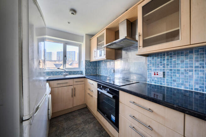 1439328-10-69d52e...