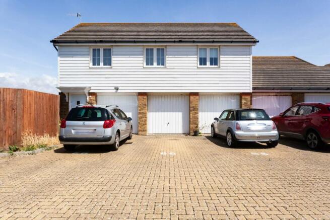 Westview Close-9.jpg