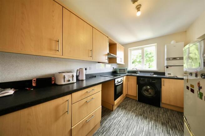 8 bed Block of Apartments for sale Image 12