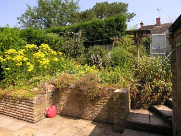 GARDEN VIEW 1