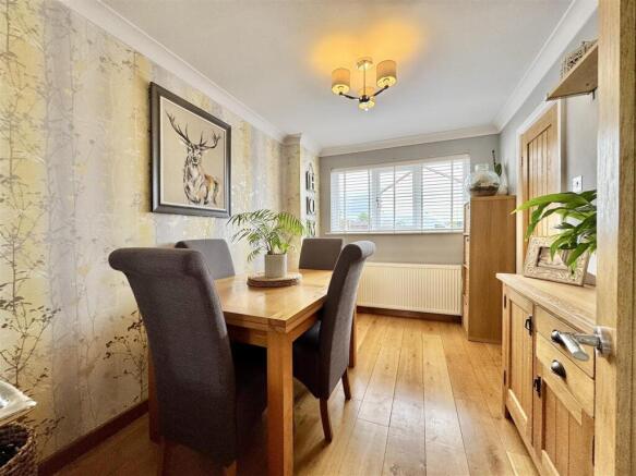 3 bed Detached for sale Image 11