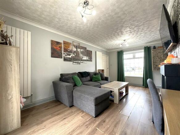 Living Room 201