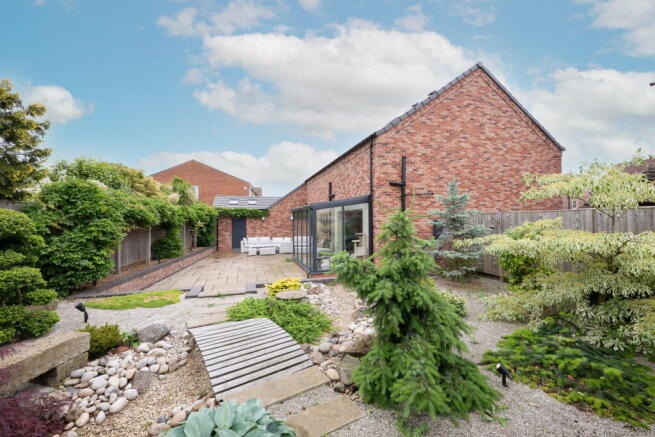 Main Street, Hatfield Woodhouse, Doncaster, DN7 6NH photo 4