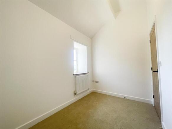 3 bed Barn Conversion to rent Image 12