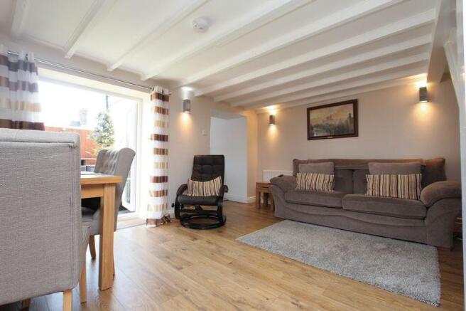 Family Room/Di...