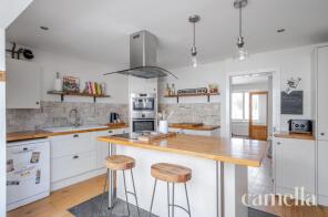 6, Huddlestone, Bath Road, Chippenham SN14 8EW