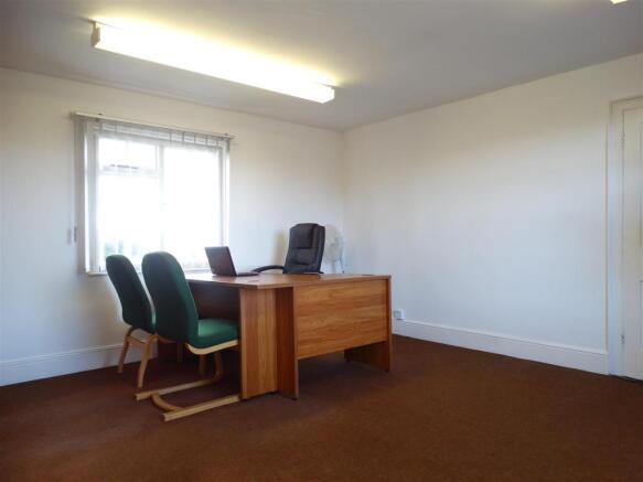 OFFICE 4 (TOP