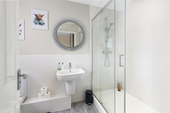 4 bed Detached for sale Image 12