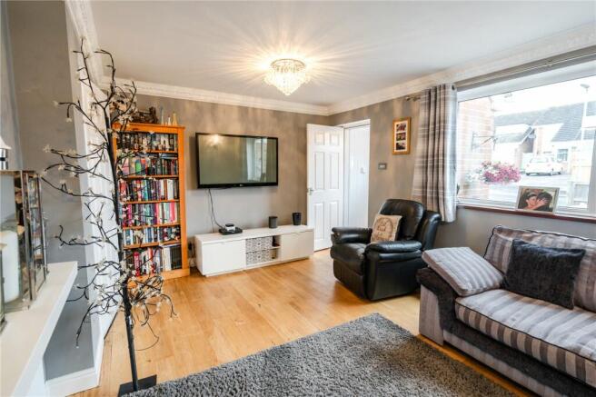 Living Room (2)