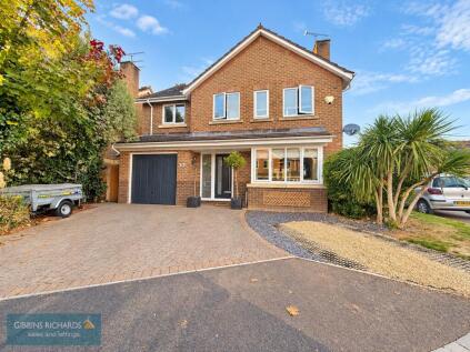 Mead Way, Monkton Heathfield, TA2