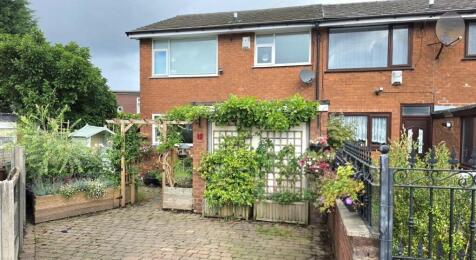 Summerfield Avenue, Droylsden