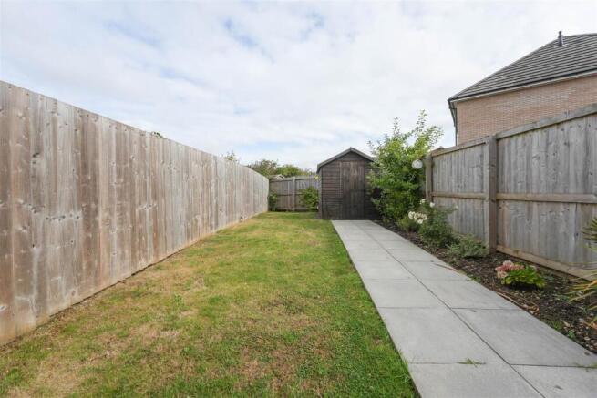 2 bed Terraced for sale Image 6