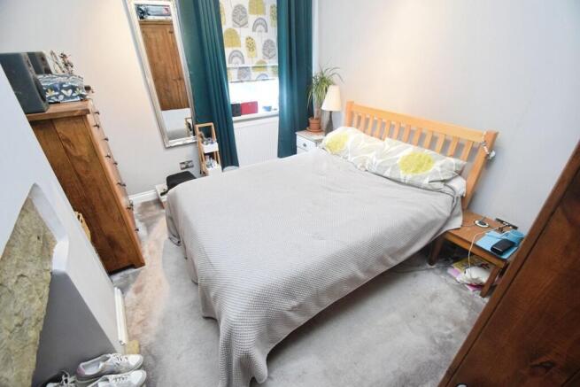 4 bed Terraced for sale Image 9