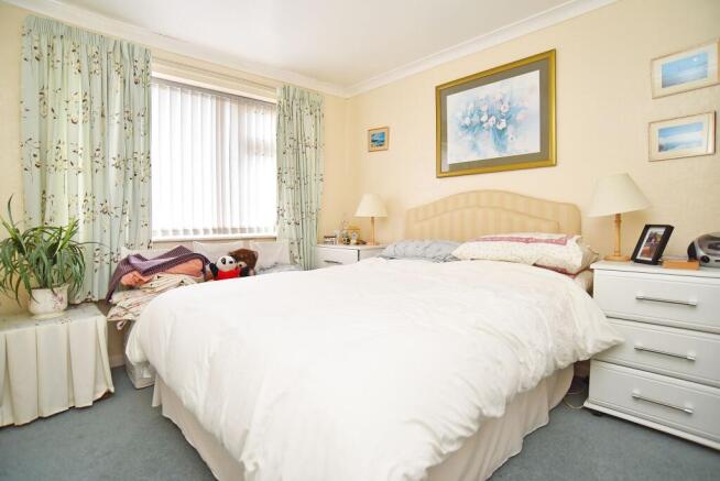 3 bed Semi-Detached for sale Image 10