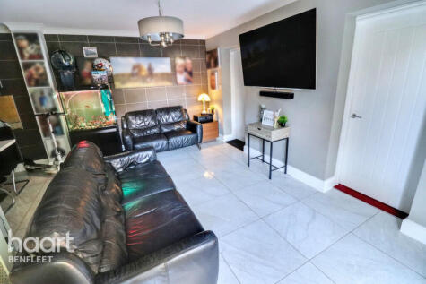 Azalea Mews, Canvey Island