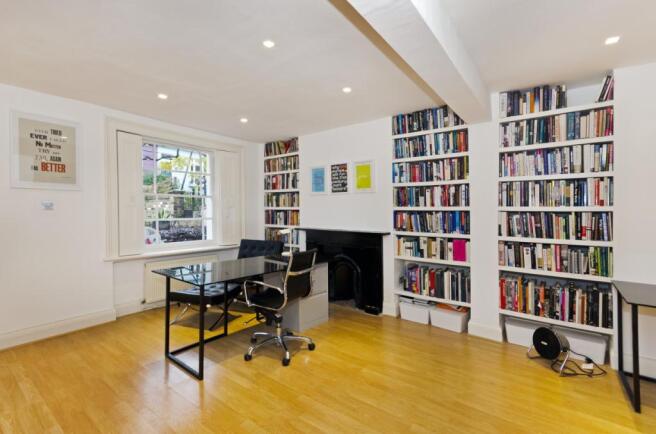 Bedroom/Reception