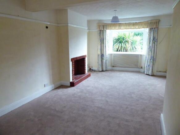 Living/Dining Room