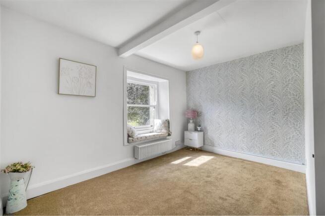 3 bed Semi-Detached for sale Image 12