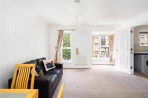 Flat 4, 10 Montague House, Wesley Avenue, Silvertown, London E16 1TE