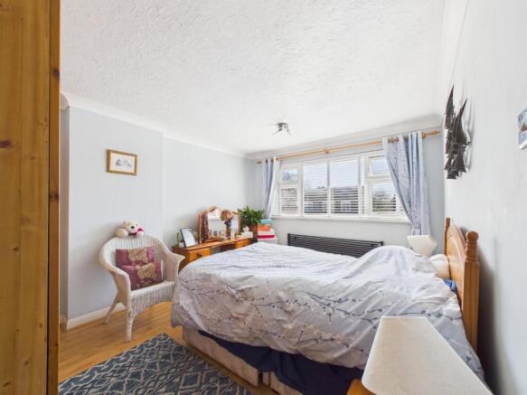 3 bed Semi-Detached for sale Image 10