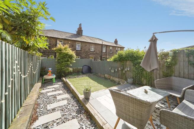 4 bed Terraced for sale Image 4