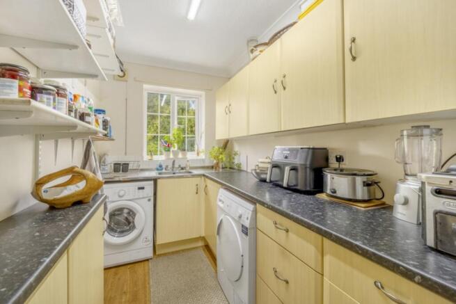 Chridore Cottage (Boston)-20