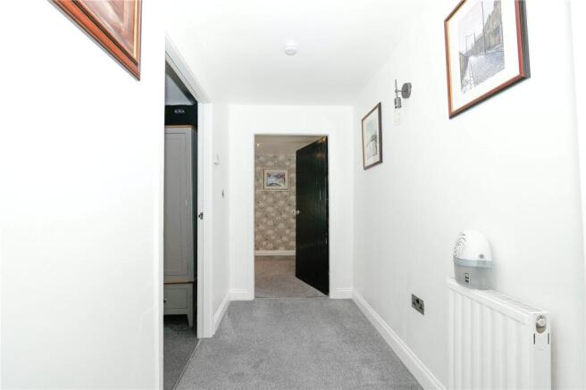2 bed Bungalow for sale Image 10
