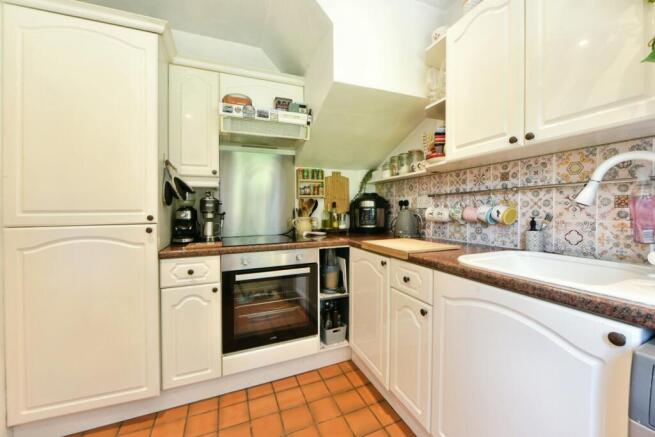 2 bed Town House for sale Image 5