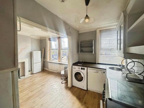 1 bed Apartment for sale Image 4