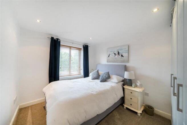 3 bed Apartment for sale Image 7