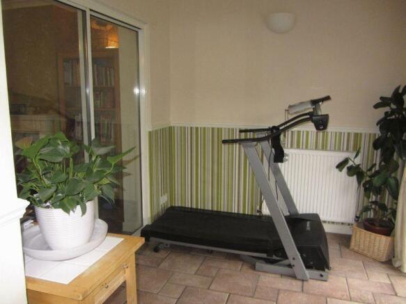 Photo 6