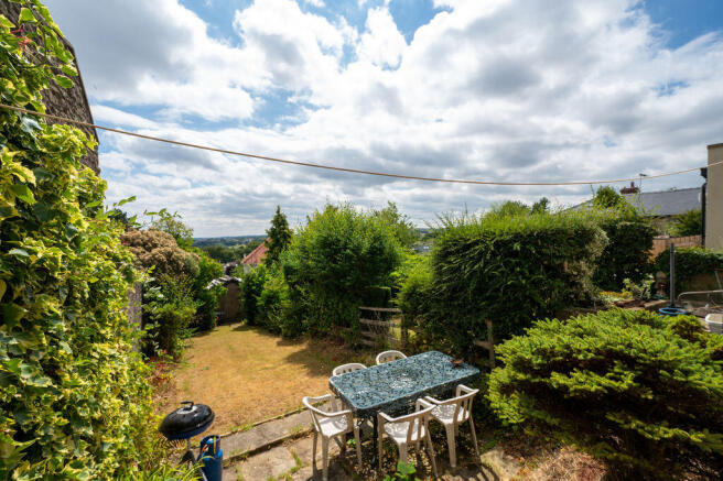 2 bed Semi-Detached for sale Image 4