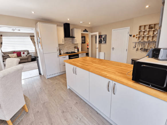 Kitchen 1