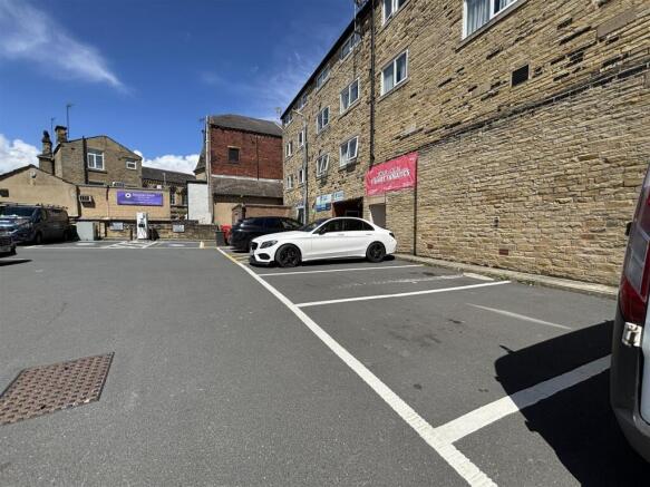 1 bed Apartment to rent Image 5