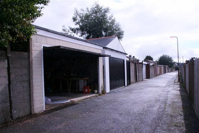 Detached Double Garage