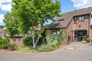 12, Bridle Way, Wimborne BH21 2UB