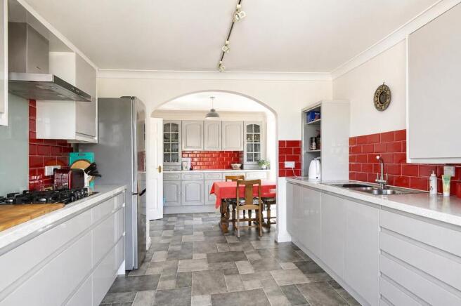 Kitchen.jpg