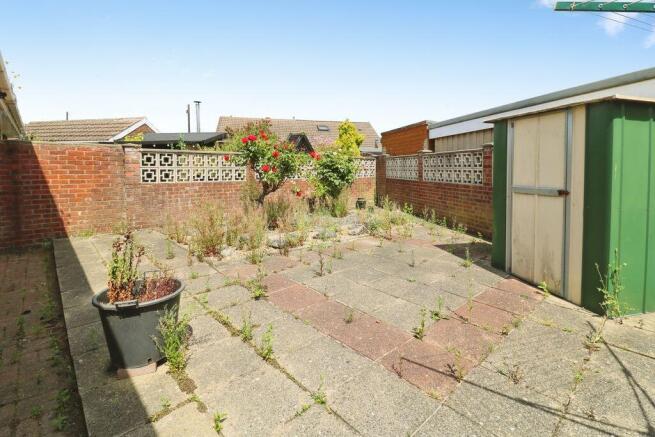 2 bed Semi-Detached Bungalow for sale Image 8