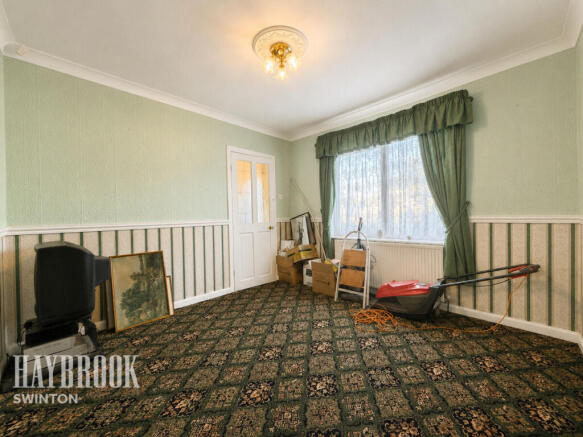 3 bed Terraced for sale Image 9