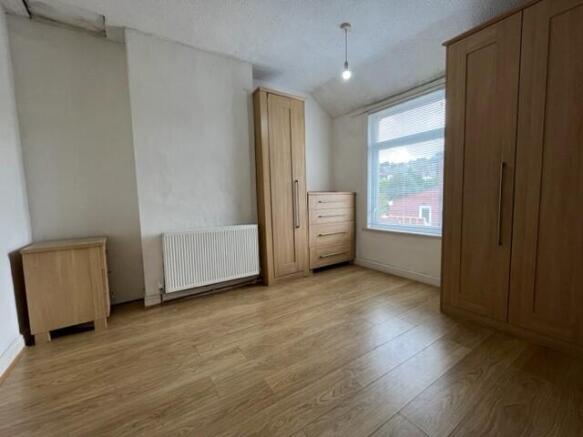 3 bed End of Terrace to rent Image 6