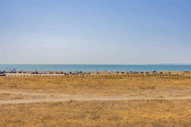 Flat 3, Royal Apartments, Seafront, Hayling Island