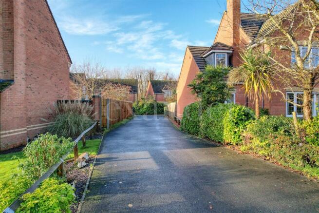 Private Driveway