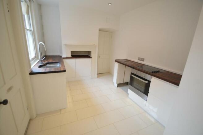 36 Pretoria Road kitchen.jpg