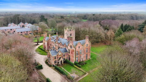 Apt 8, Bank Hall, Bretherton, Leyland, PR26 9AT